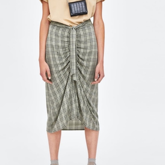 ZARA Ruched Tie Front Plaid Skirt - Picture 1 of 10
